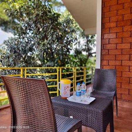 Pool Side Villas Coorg Madikeri Bagian luar foto